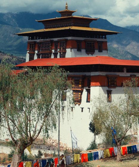 10 must visit places in Bhutan